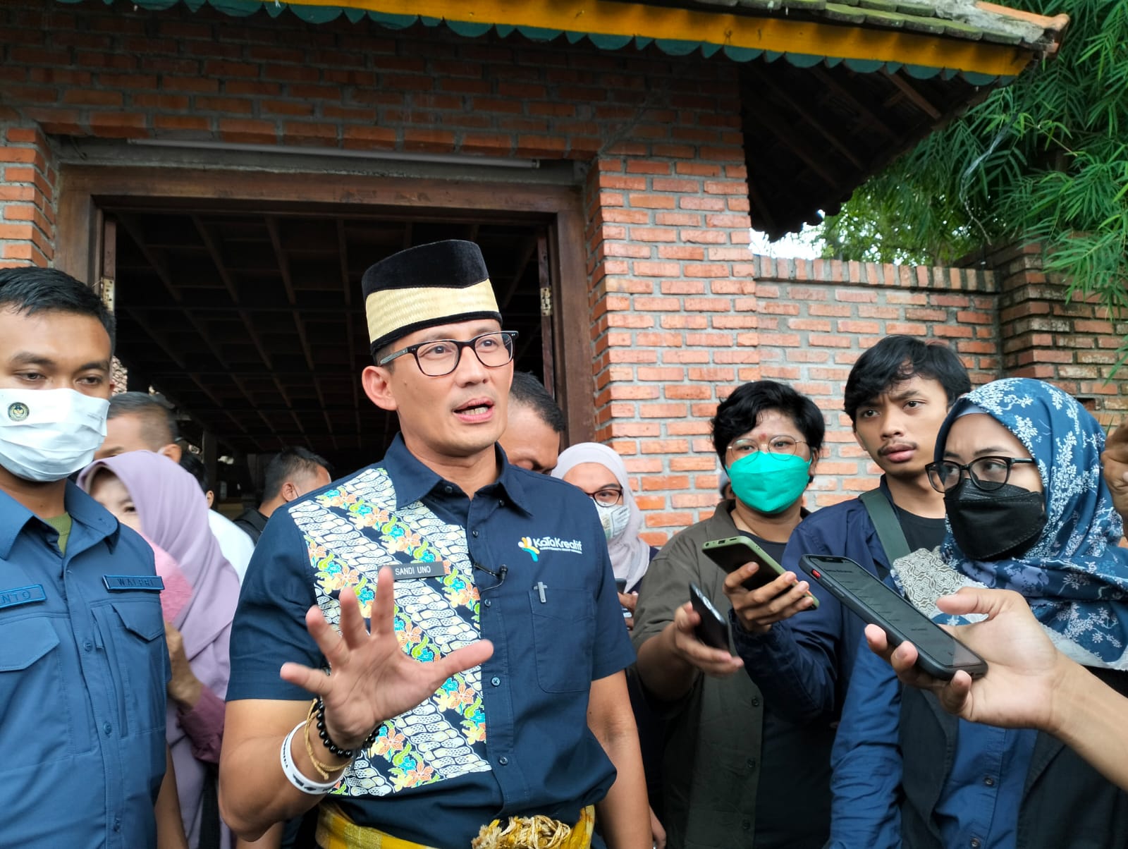 Menteri Pariwisata dan Ekonomi Kreatif (Menparekraf) Sandiaga Uno saat berkunjung ke Tangsel. (ist)