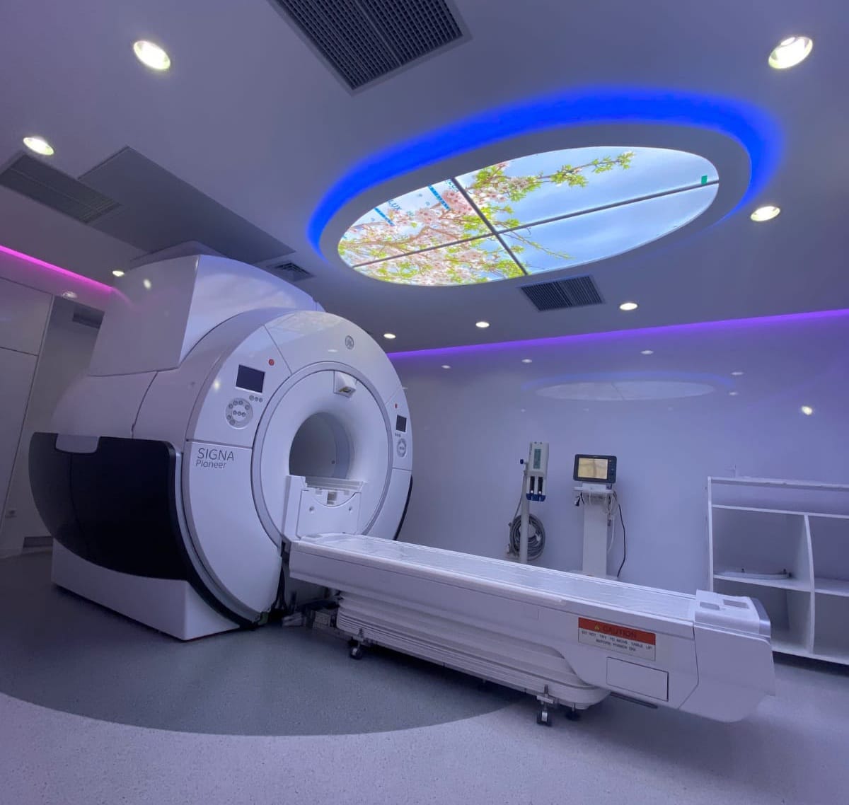 Teknologi MRI 3 Tesla Signa Pioneer. (Dok. RS Premier Bintaro)