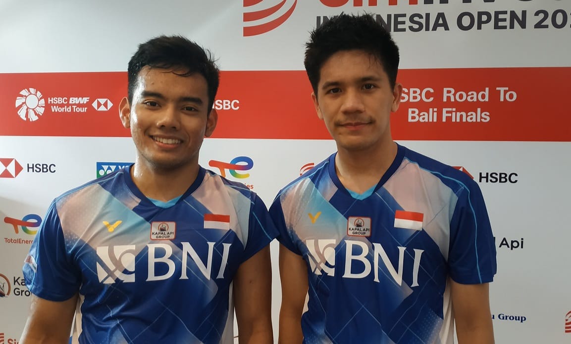 Pramudya/Yeremia sukses menaklukkan peraih medali emas Olimpiade Tokyo Lee Yang/Wang Chi-Lin dan melaju ke perempat final. Foto : Istimewa