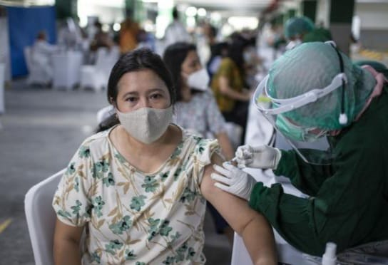 Warga Segera Vaksinasi Lengkap. (Ist)