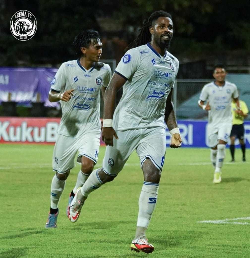 Arema Atasi PSIS 2-0 Carlos Fortes salah satu pemain andalan Arema Malang. (Ist)