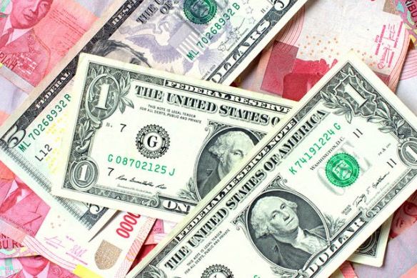 Dolar AS Tembus Rp 15 Ribu. (Ist)