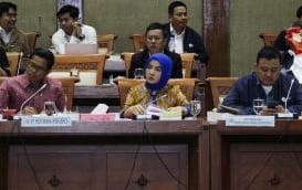 Direktur Utama PT PERTAMINA saat berada di DPR sidang dengan Komisi VI. (Ist)