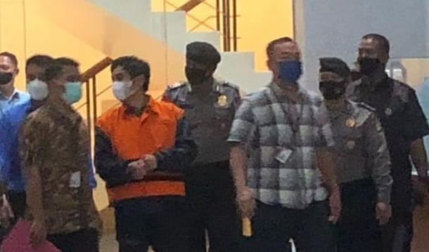 Mardani Maming Disebut KPK Terima Uang Rp 104.3 M Mardani H Maming saat tiba di KPK. (Ist)