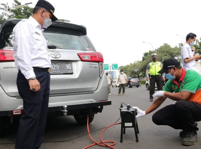 Uji emisi kendaraan roda empat  Foto : Istimewa