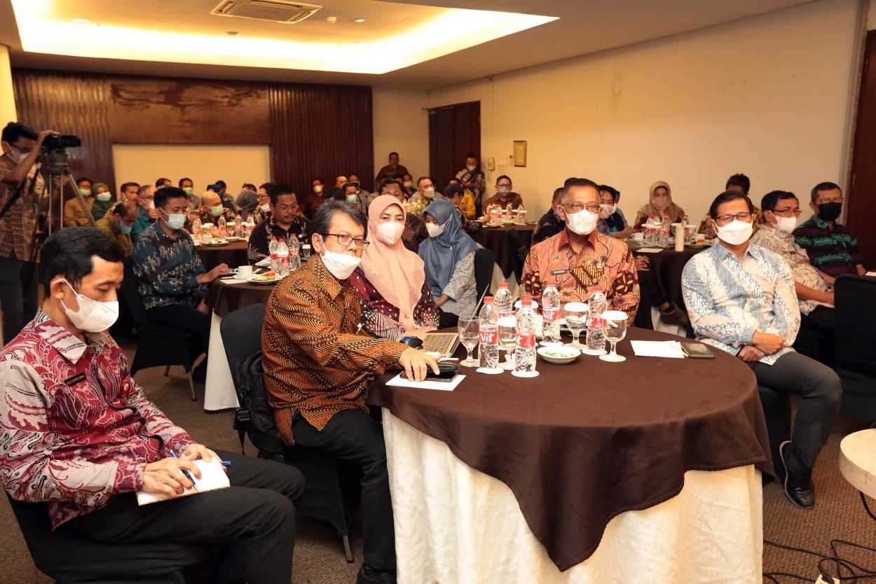 Peringatan Hari Koperasi ke-75 di kantor Pemprov Banten. Foto  Humas Pemprov Banten