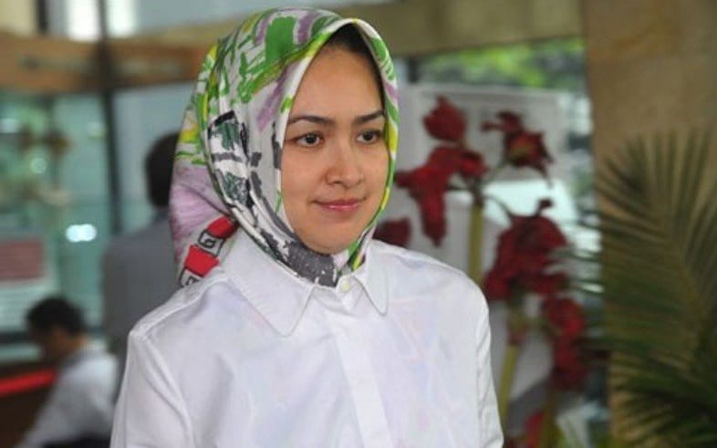 Pengamat: Harus Tetap Rajin Menyapa Masyarakat Airin Rachmi Diany. Foto : Istimewa