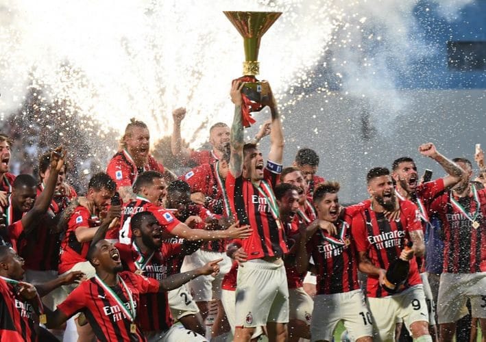 Perseteruan Bursa Transfer Di Liga Italia Klub AC Milan menjuarai kembali Liga Italia. (Ist)