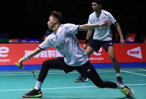 Sikat wakil Inggris, Fajar Rian melangkah ke Semifinal Kejuaraan Dunia Bulutangkis 2022. (Ist)