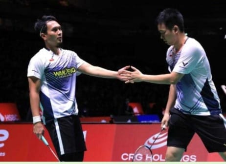 Pasangan ganda putra Ahsan/Hendra amankan tiket 16 besar kejuaraan bulutangkis dunia 2022. (Ist)