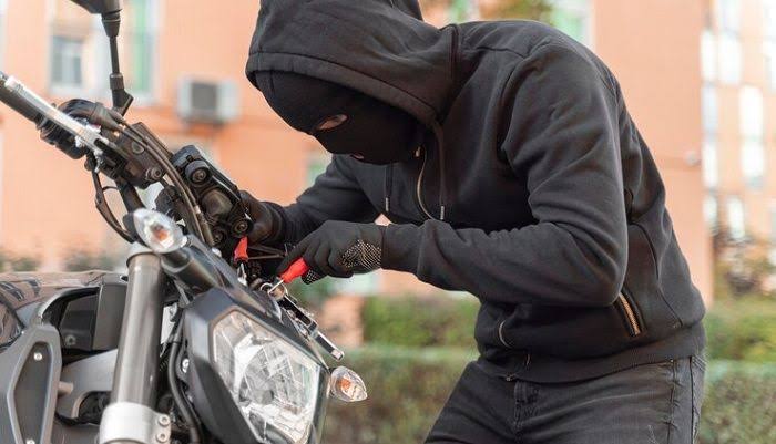 Komplotan Curanmor Spesialis Pengguna Kunci Letter T di Tangsel Diringkus Polisi ilustrasi pencurian kendaraan bermotor (curanmor). (ist)