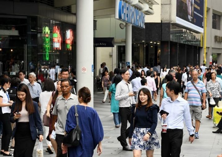 Warga Singapura mulai Senin (29/8) sudah diperbolehkan tanpa masker  baik di dalam ruang maupun luar ruang. (Ist)