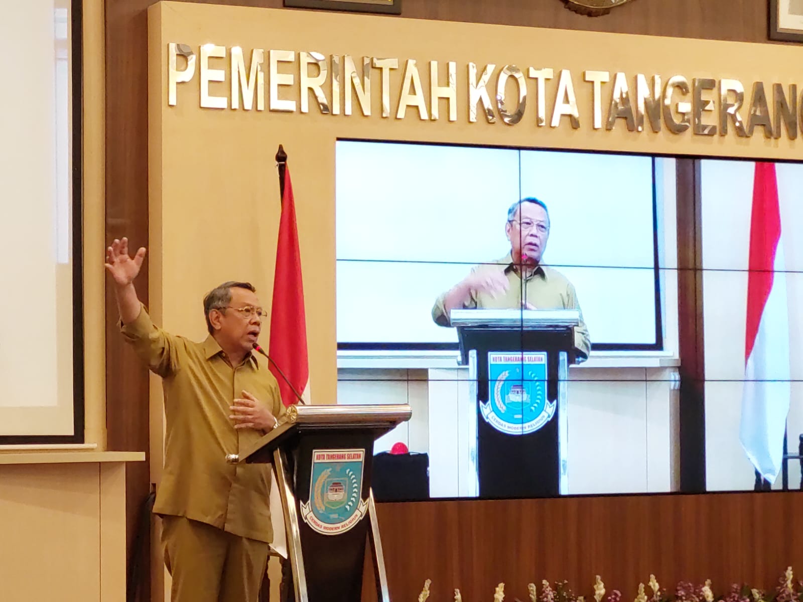Sayembara Desain Bundaran Maruga Telah Bergulir, Benyamin : Diharapkan Ada Tarikan Sejarah Tangsel Wali Kota Tangsel, Benyamin Davnie menginginkan agar bangunan Bunderan Maruga miliki nilai sejarah. (ist)