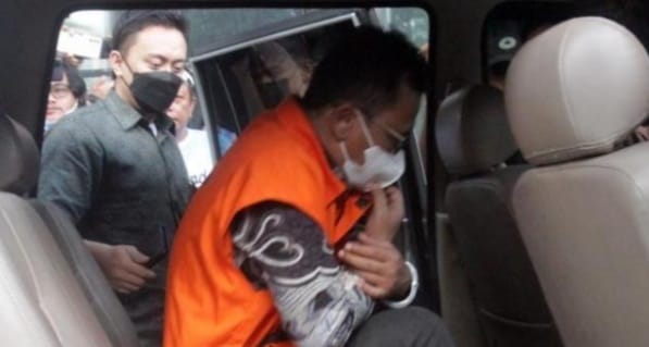Wakil Ketua DPRD Tulungagung Ditahan KPK Wakil Ketua DPRD Tulungagung Adib Makarim. Foto : Istimewa