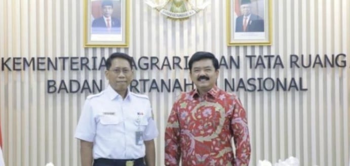 Aset Perusahaan Mau Dicaplok Pihak Tak Berhak, Bos KAI Ngadep Menteri ATR/BPN Dierktur Utama PT KAI Didiek Hartantyo bersama Menteri ATR/Kepala BPN Hadi Tjahjanto. (Ist)