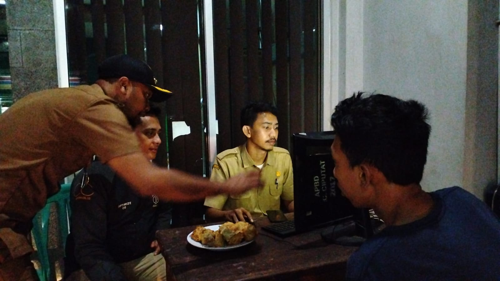 Bangunan SDN 4 Ciputat Ambruk saat PTS Berjalan, Dinas Pendidikan : Proses Belajar Tak Terganggu Foto : Istimewa