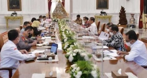 Rapat terbatas dipimpin Presiden Jokowi di Istana Merdeka. (Foto : Setpres)