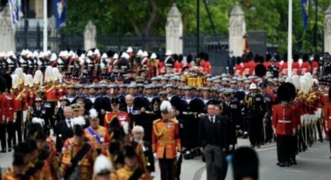 Iring-iringan prosesi pemakaman jenazah Ratu Elizabeth II. (Ist)