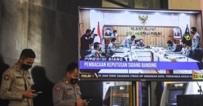 Penampakan layar sidang perberhentiaan Ferdy Sambo. (Ist)