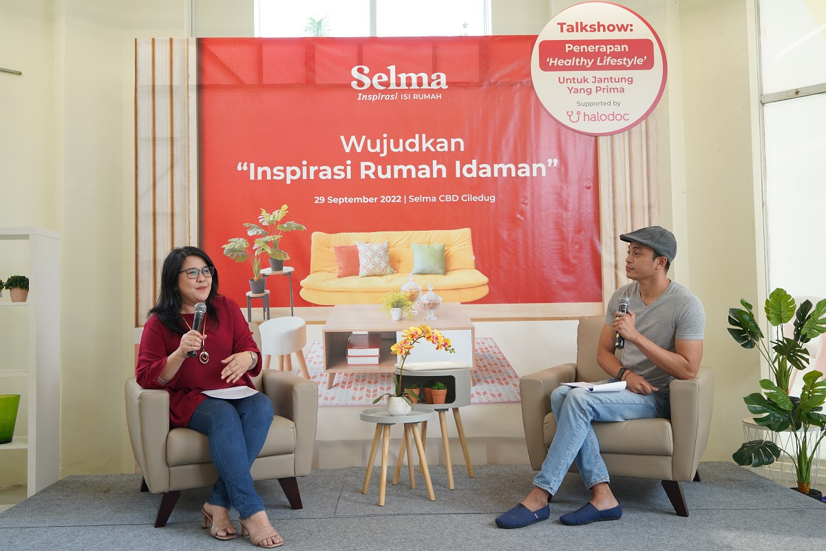 Sambut Pembukaan Toko ke-38, SELMA Ajak Pelanggan Lebih Peduli dengan Kesehatan Jantung Yoana Vabrie selaku General Manager saat memberikan sambutan pembukan toko Selma Ciledug. (ist)