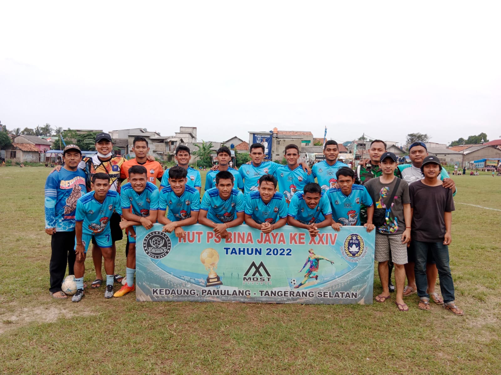 Kesebelasan Beruang sudah mengamankan gelar juara bersama. Tim asal Pondok Ranji ini berpeluang berlaga di final.(Foto.dok.Panitia Bina Jaya Cup).