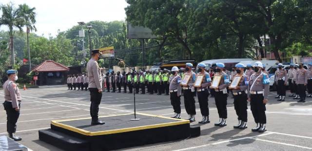 4 Personel Polres Metro Tangerang Kota Kena Sanksi Foto : Istimewa