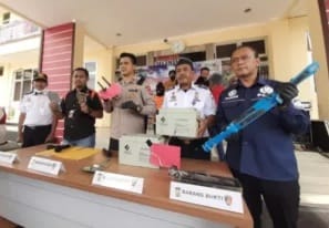 Kawanan Pencuri Spesialis Baterai Lampu PJU Dibekuk Polres Lebak Foto : Istimewa