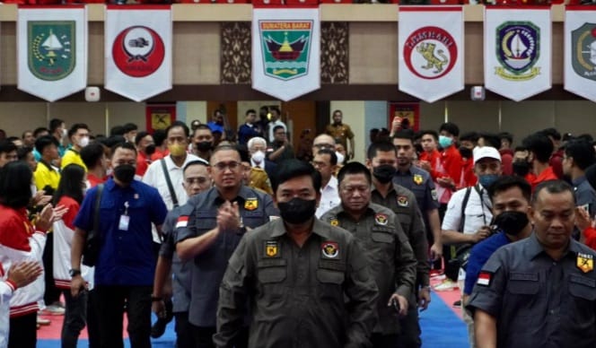 Ketua FORKI Hadi Tjahjanto pada pembukaan Kejurnas FORKI di Kota Padang. Foto : Istimewa