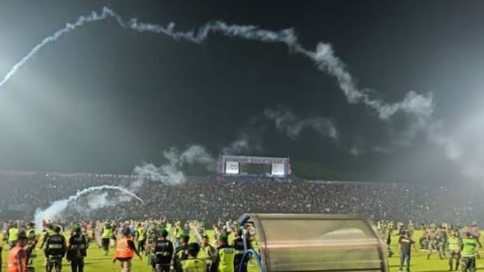 Kemensos Tambah Anggaran Untuk Korban Tragedi Kanjuruhan Potret stadion Kanjuruhan. (Ist)