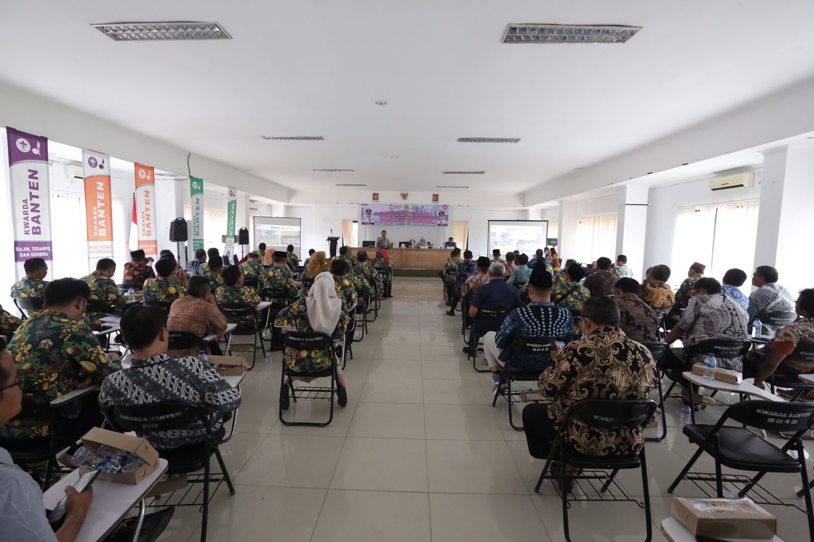 KPK Dorong ASN di Provinsi Banten Tolak Gratifikasi Sosialisasi oleh KPK dilingkungan ASN Pemkot Serang. (Foto : Humas Pemprov)