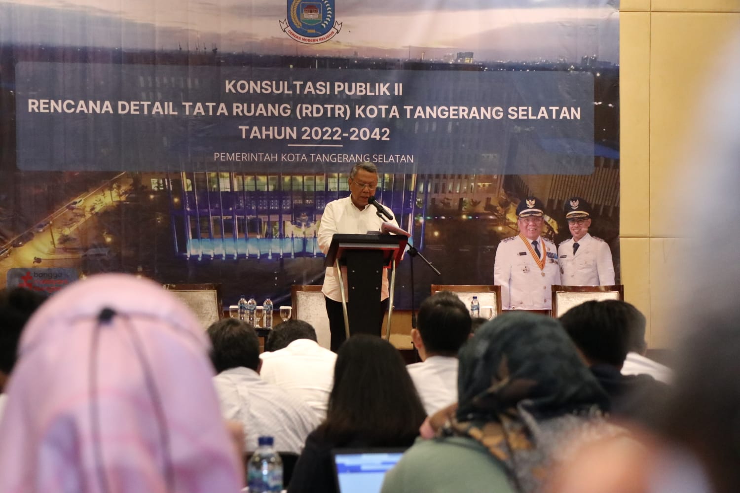 Masalah Banjir Hingga Kemacetan Jadi Sorotan dalam Konsultasi Publik RDTR di Tangsel Konsultasi Publik Rencana Detail Tata Ruang (RDTR) yang berlangsung di Swiss-belhotel, Serpong, Tangsel, Rabu (5/10/2022). (tangselpos.id/rmn)