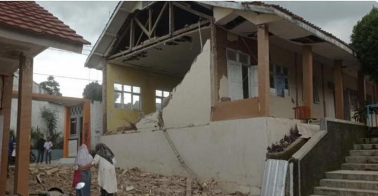 Bangunan terdampak gempa di Cianjur. Foto : Istimewa