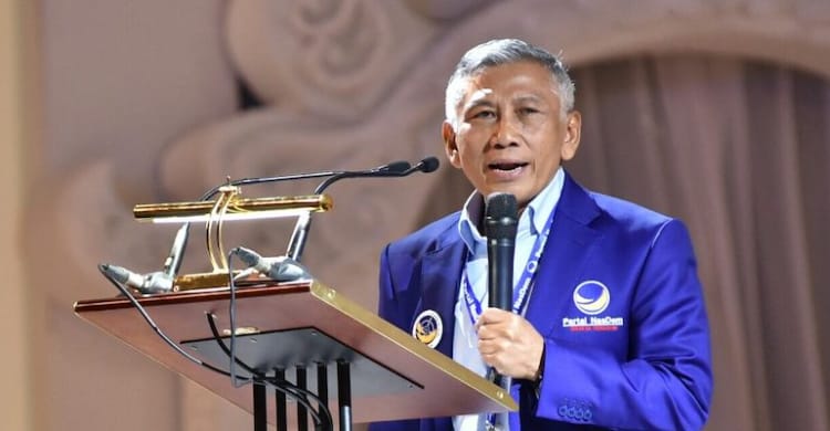 Dituding Tak Beretika Capreskan Anies Baswedan Effendi Choirie. (Ist)