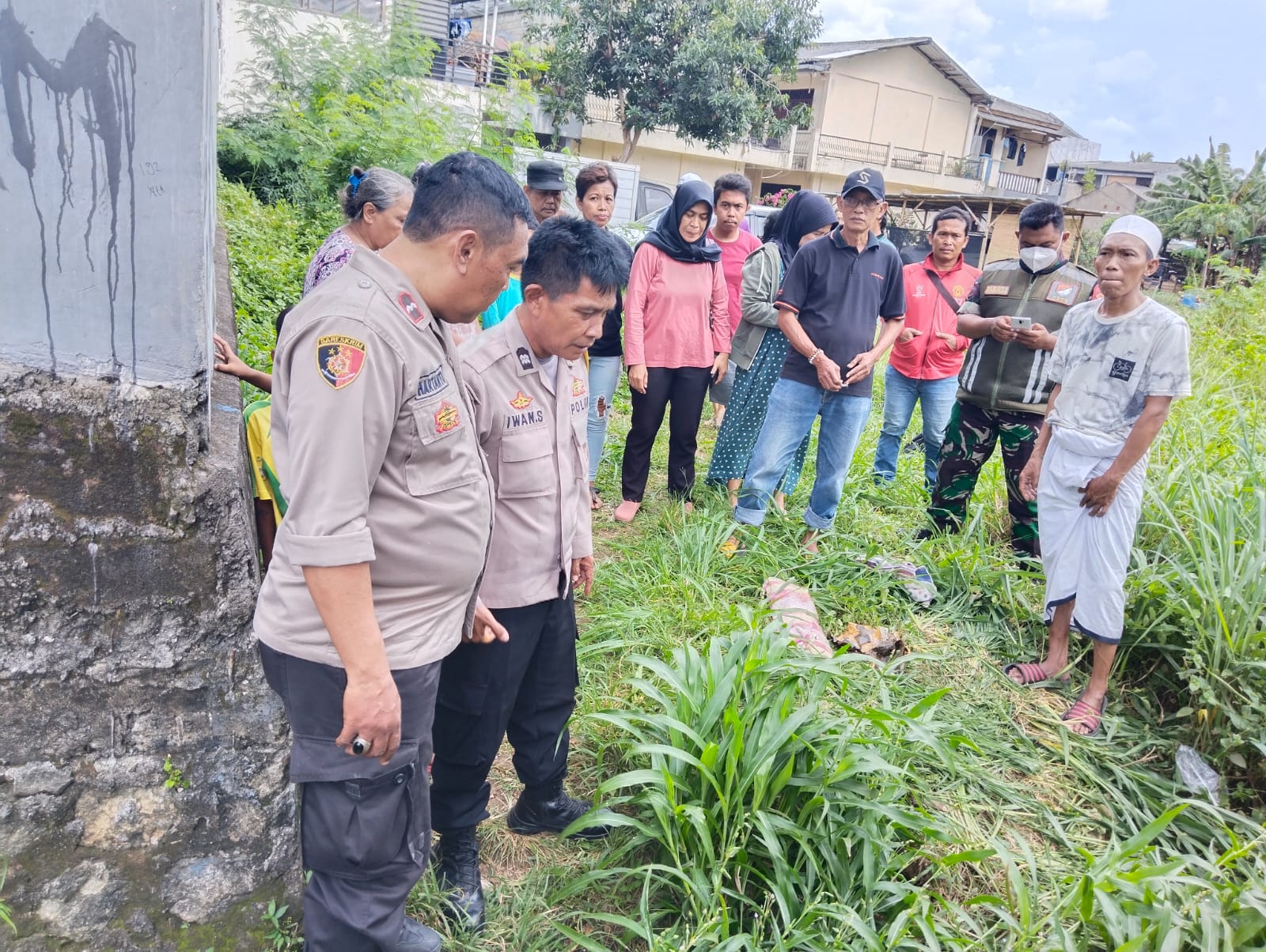 Lokasi penemuan jasad bayi di Rempoa, Ciputat Timur, Tangsel. (Foto : ist)