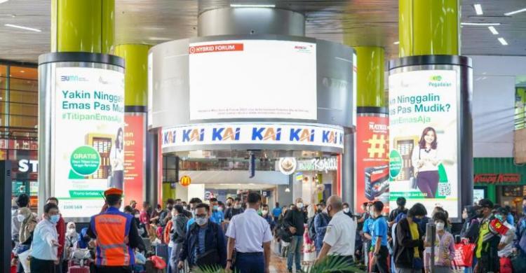 KAI Operasikan 56 Kereta Api Tambahan Natal & Tahun Baru Calon penumpang kereta sudah mulai memesan tiket kereta buat Natal dan Tahun Baru 2023. (Ist)