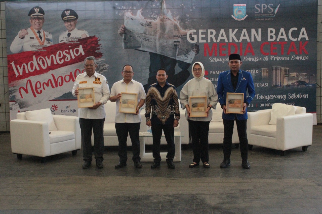 Kampanye Gerakan Baca Media Cetak Bergulir, Tangsel Menjadi Kota Pertama Gerakan Baca Media Cetak Sebagai Aset Bangsa yang diselenggarakan oleh Serikat Perusahaan Pers (SPS) Banten. (tangselpos.id/mg1)