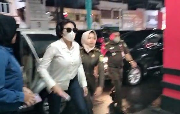 Kejari Serang Menolak Permohonan Penangguhan Penahanan Nikita Mirzani Foto : Istimewa