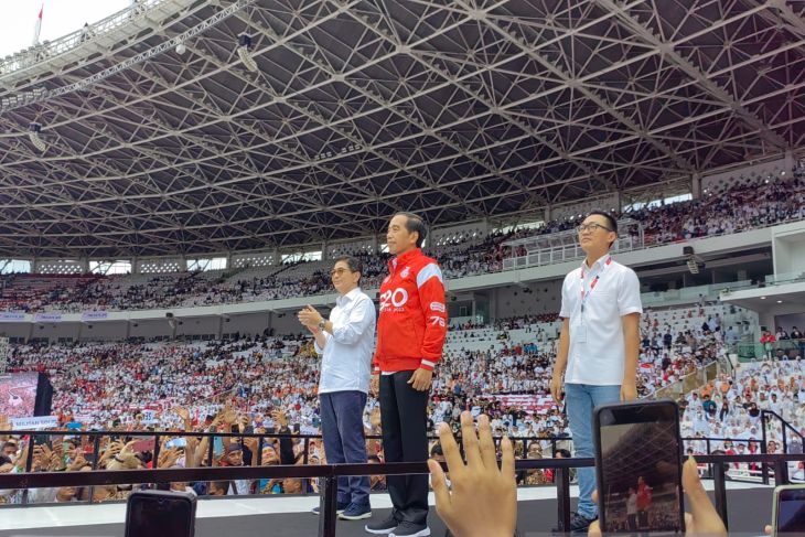 Kode "Jatah" Diganti "Rambut Putih" Presiden Jokowi diacara Gerakan Nusantara Bersatu. (Foto : Setpres)