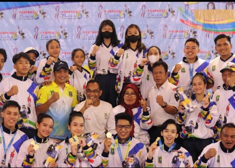 Medali Emas Senam Aerobik Disapu Bersih Atlet Kota Tangerang Atlet Kota Tangerang menyapu bersih cabor senam aerobik Porprov VI Banten. Foto : Istimewa