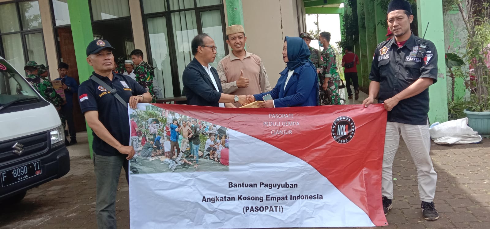 Pasopati mendistribusikan bantuan senilai Rp 53 juta kepada warga korban gempa bumi di lima titik terparah di Kecamatan Pacet, Kabupaten Cianjur, Jawa Barat, Minggu (27/11/2022).(Istimewa)
