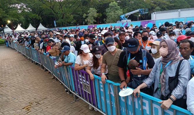 Penyelenggaraan Formula E, Untung 6 M, Utang 19 M Penonton Formula E Jakarta. (Ist)