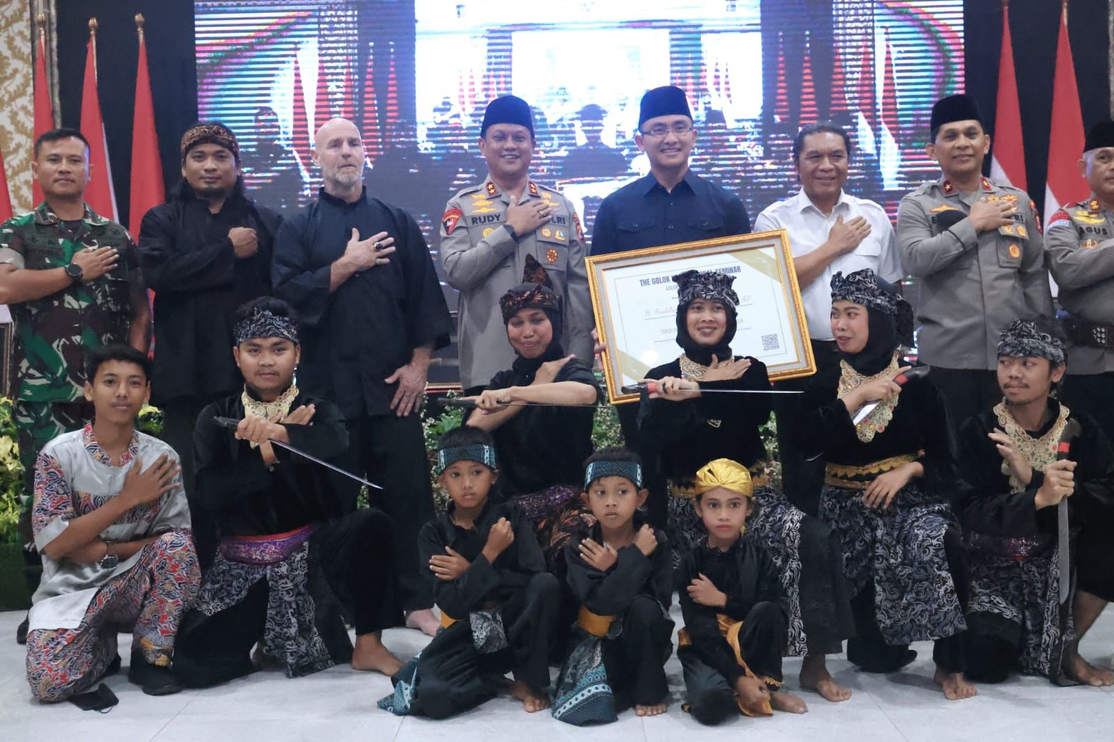 Seni Budaya Golok Banten Didaftarkan ke Unesco Foto ; Humas Pemprov Banten