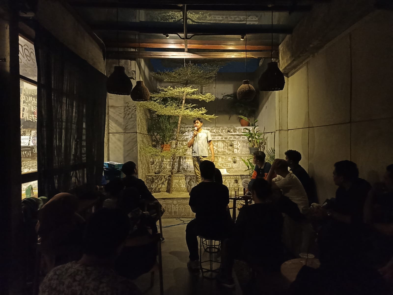 Setiap Hari Selasa, Aksi Kocak Stand Up Indo Tangsel Siap Hibur Masyarakat Foto : Istimewa