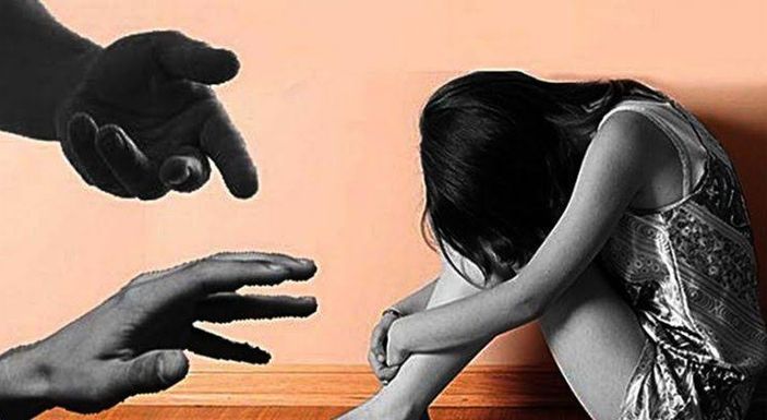 Biadab, Pria Asal Karang Tengah Cabuli Anak Tiri Hingga Hamil Ilustrasi anak diperkosa ayah tiri. (Ist)