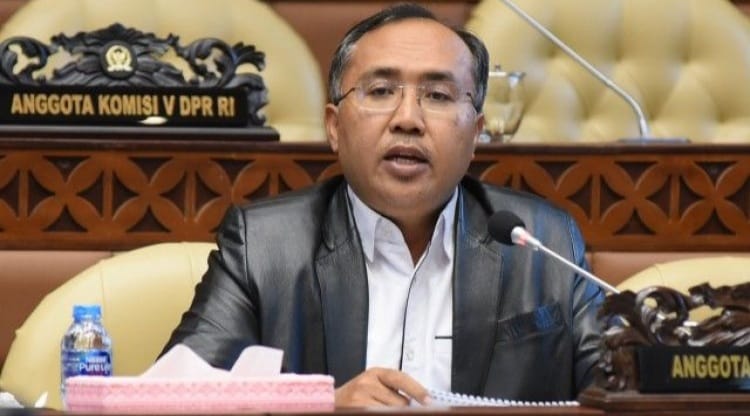 Bikin Resah, Harusnya Cukup Satu Pintu Saja Suryadi Jaya Purnama Anggota DPR Komisi V. (Ist)