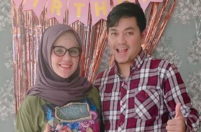 Indra Bekti dab sang istri Aldilla Jelita