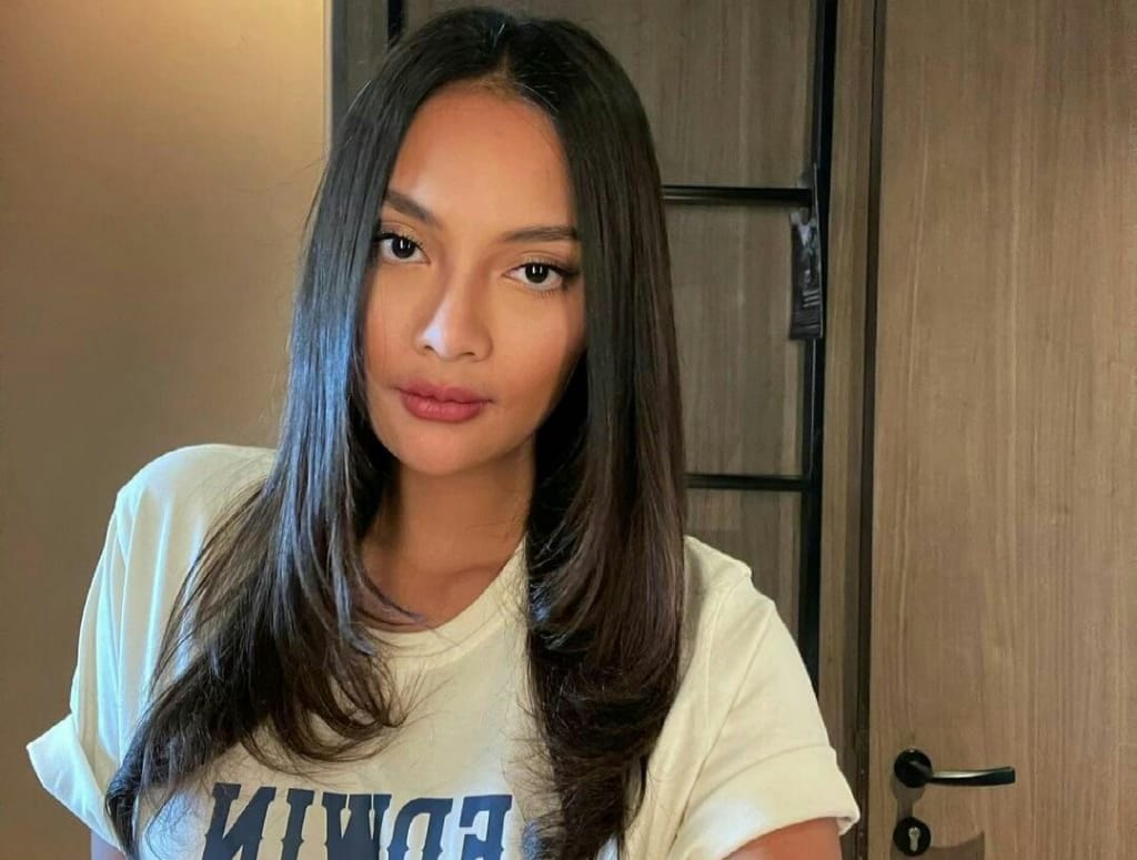 Erika Carlina, Disuruh Segera Menikah Erika Carlina. (Ist)