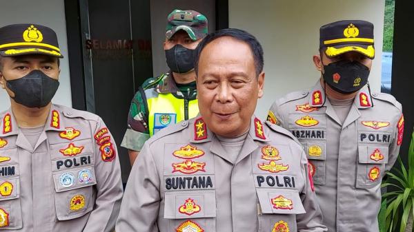 Kapolda Jabar: Pelaku Bom Bunuh Diri Bawa 2 Bom Kapolda Jawa Barat Irjen Pol. Suntana. (Ist)