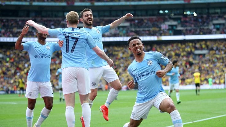 Selebrasi pemain Manchester City setelah menang 3-2 atas Liverpool pada babak 16 besar Piala Carabao 2022/2023. (Ist)