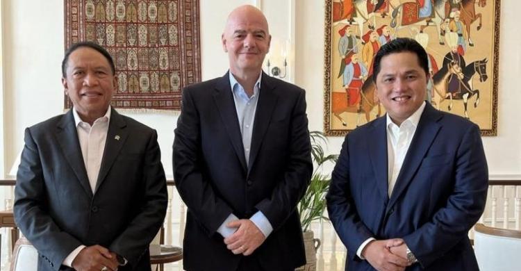 Matangkan Piala Dunia U-20, Erick Dan Menpora Temui Presiden FIFA Presiden FIFA Gianni Infantino saat bertemu Menpora Zainudin Amali (kiri) dan Menteri BUMN Erick Thohir (kanan). (Ist)